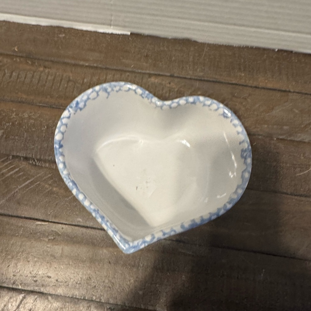 Heart-Shaped Ceramic Bowl with Spongeware Trim